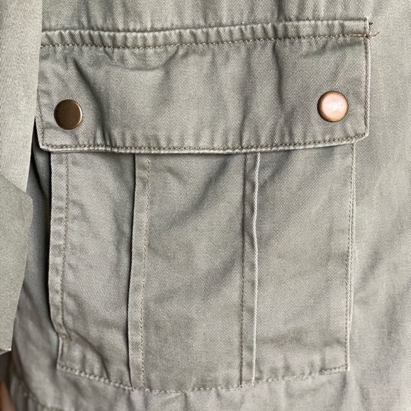 Arizona jacket, size medium, army green lightweight jacket. Great condition. - Picture 8 of 9